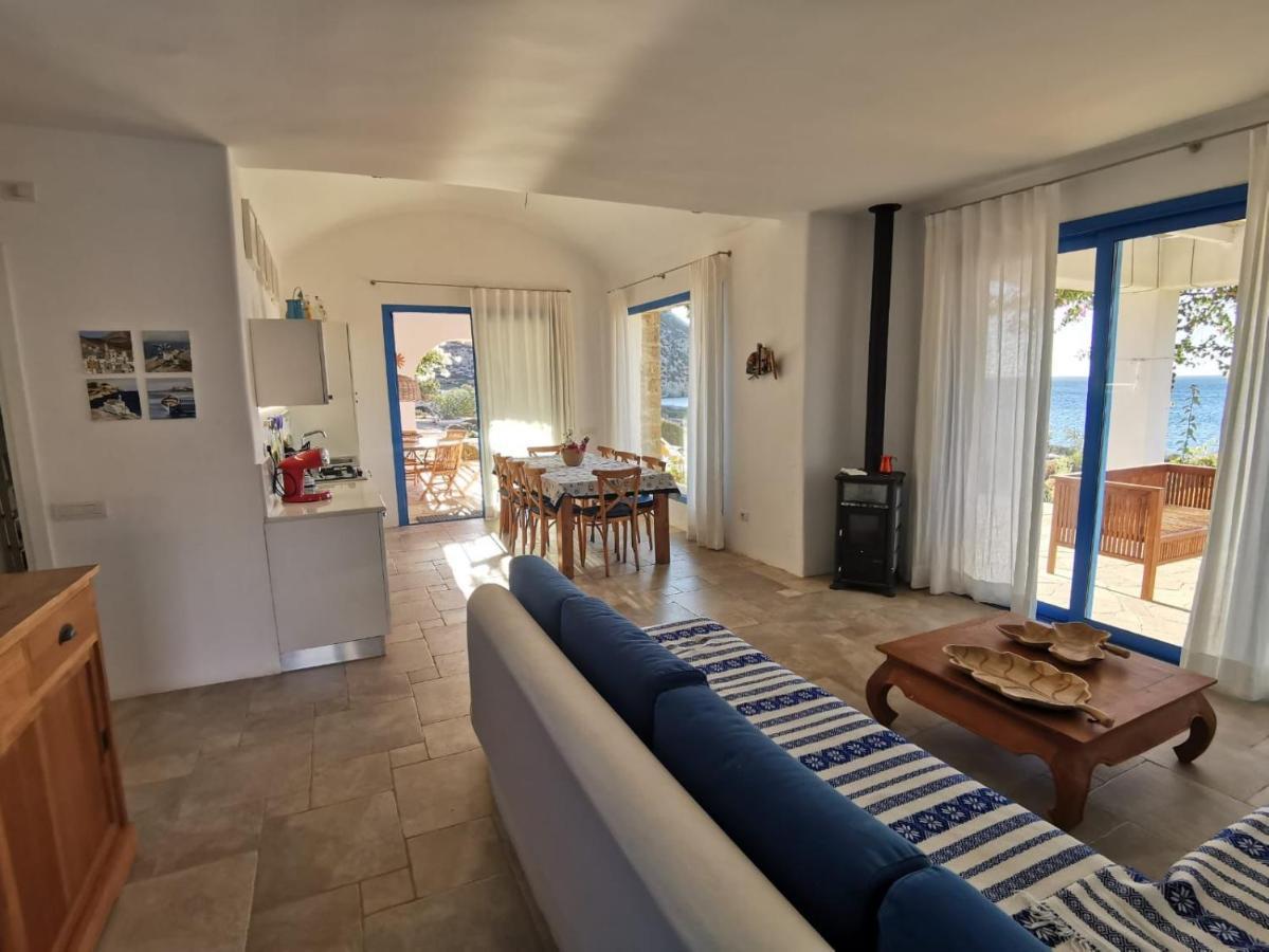 Villa Bravo Карпатос Экстерьер фото